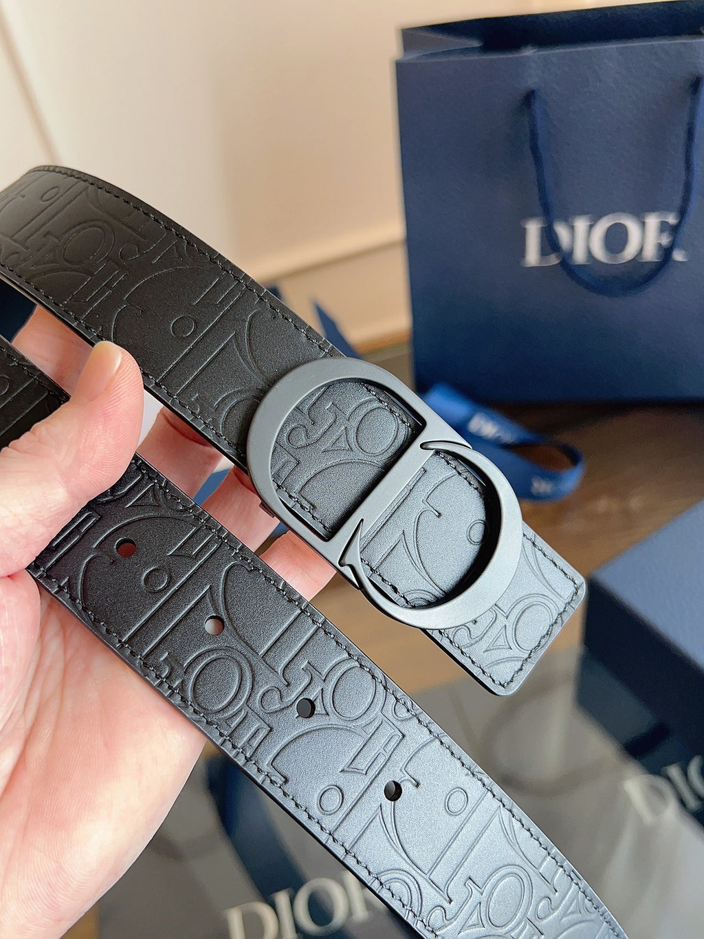 P1Q115D4 Popular High quality belt With full package