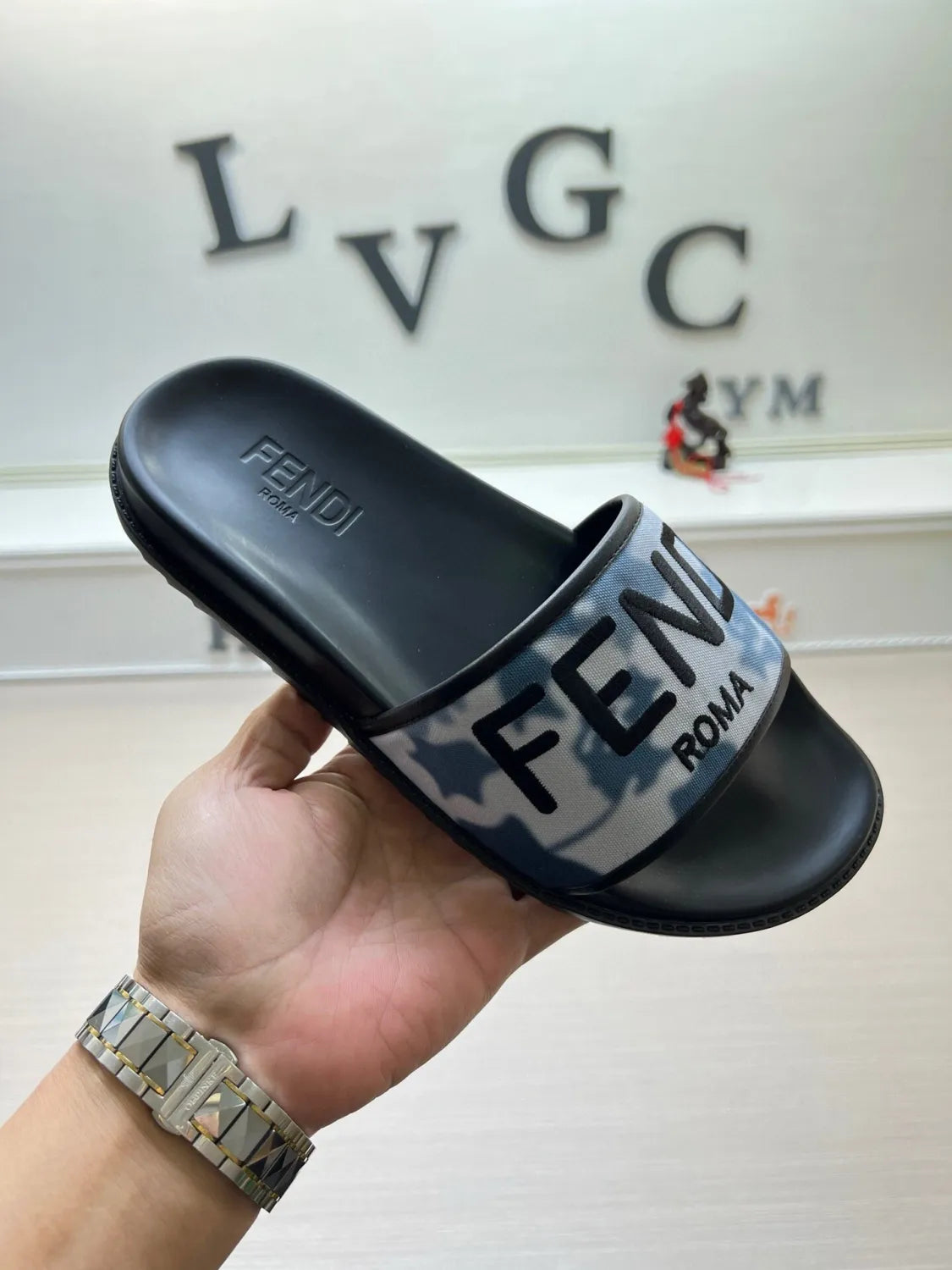 Z54F24 Popular slippers
