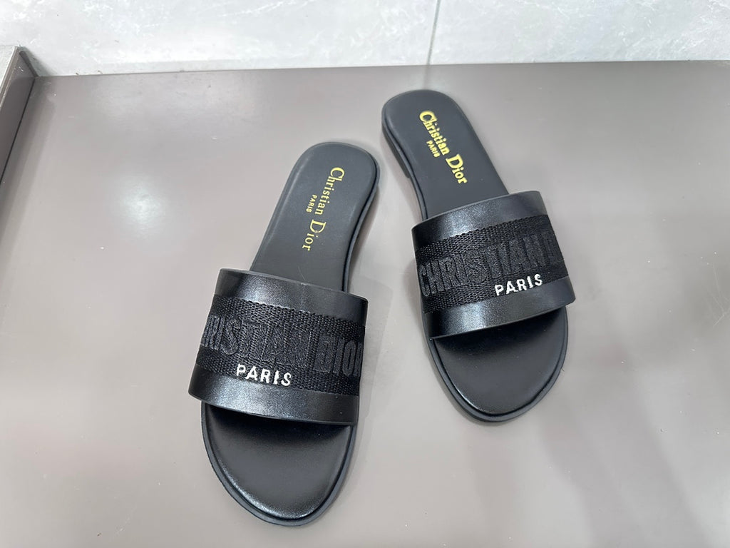 Z1ZD32 Popular slippers