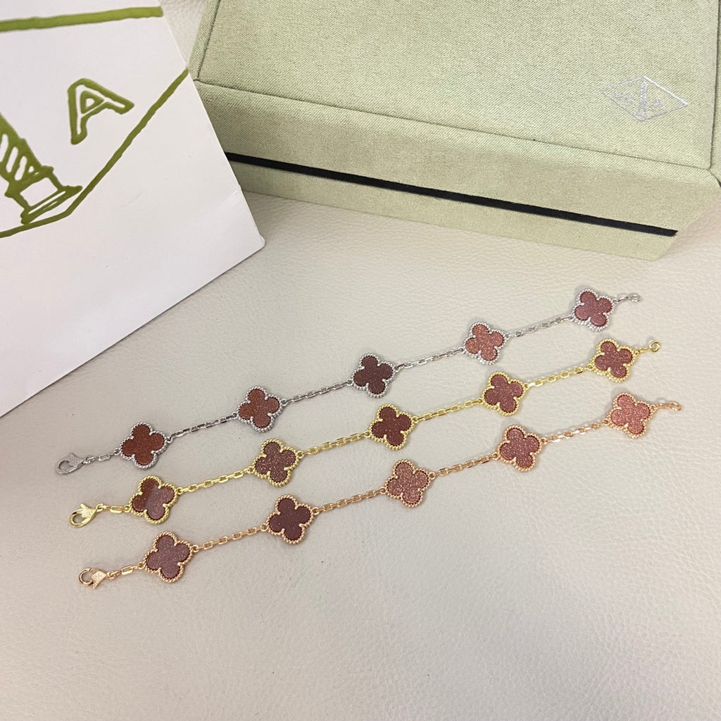 X5Q85VA231X Popular Necklace. Bracelets