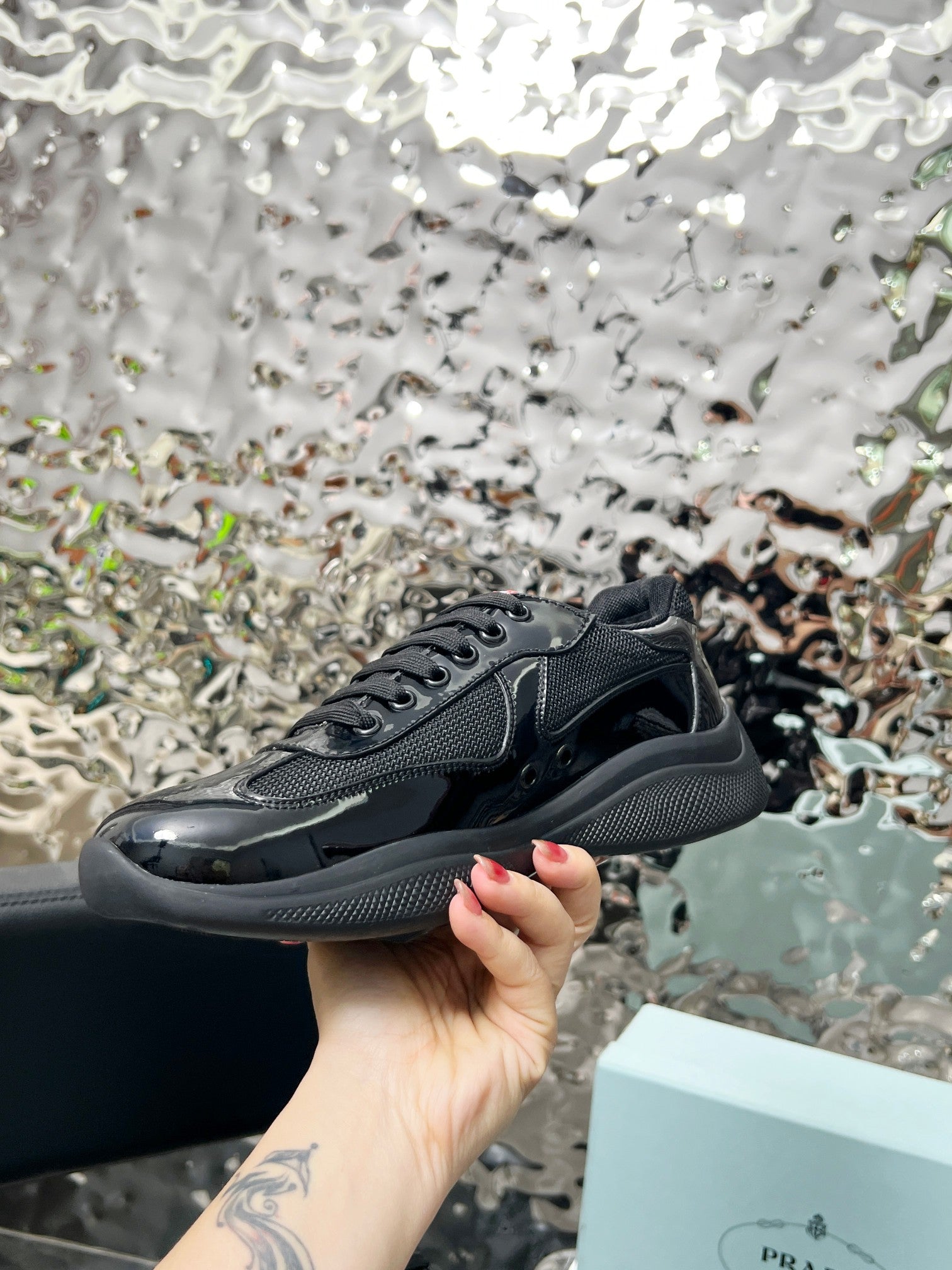 Z2P76P01 Popular high-quality leather Shoes