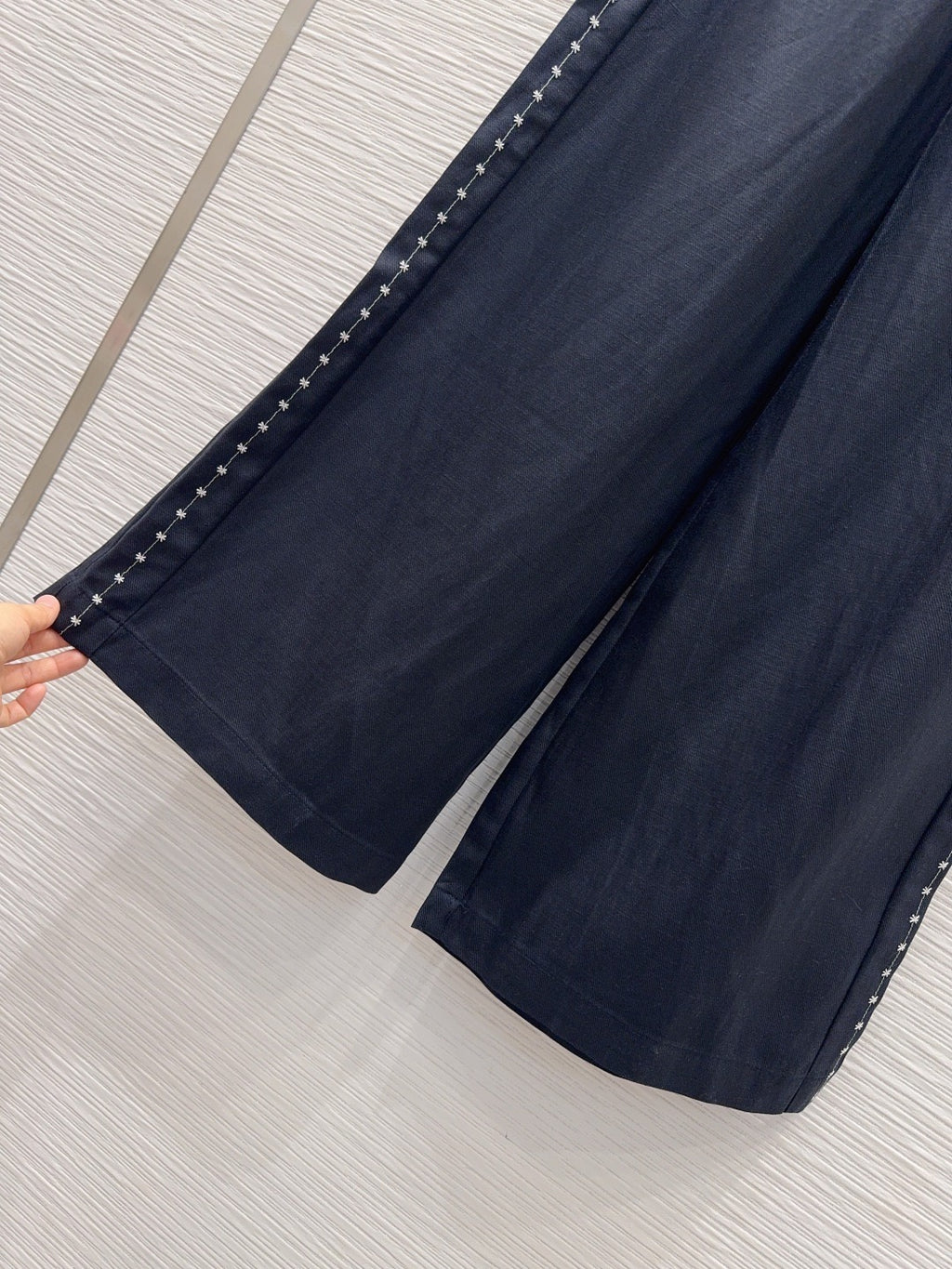 U1X56A2 Popular Pants