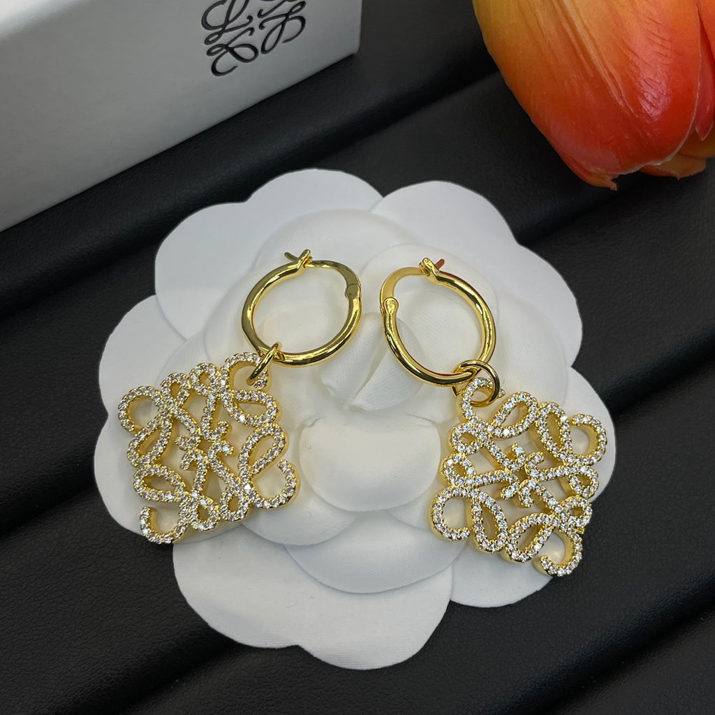 X1Z94A758E Popular Earrings