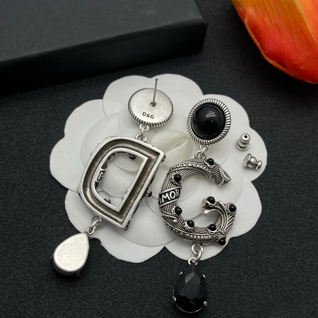 X1Z95A60E Popular Earrings
