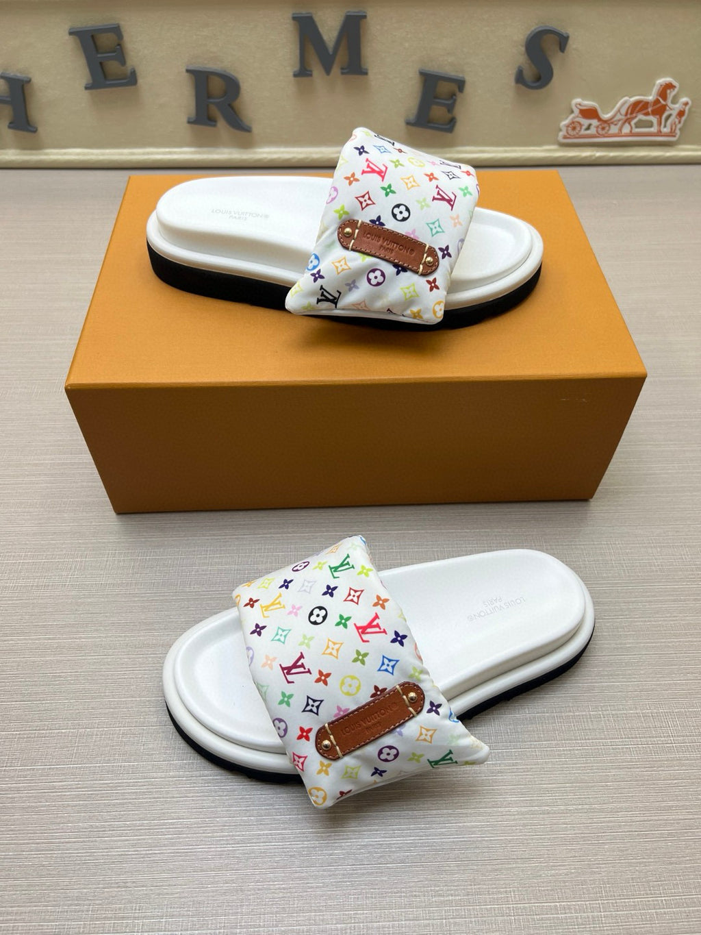 Z5QE6  Popular Slippers