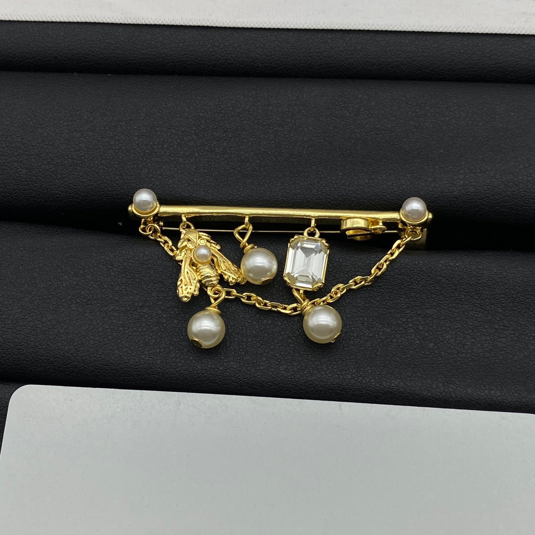 X1ZD1072   Popular Brooch