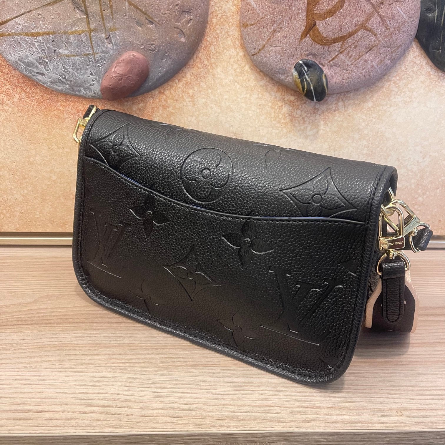 B12X73E28 Popular leather bag 