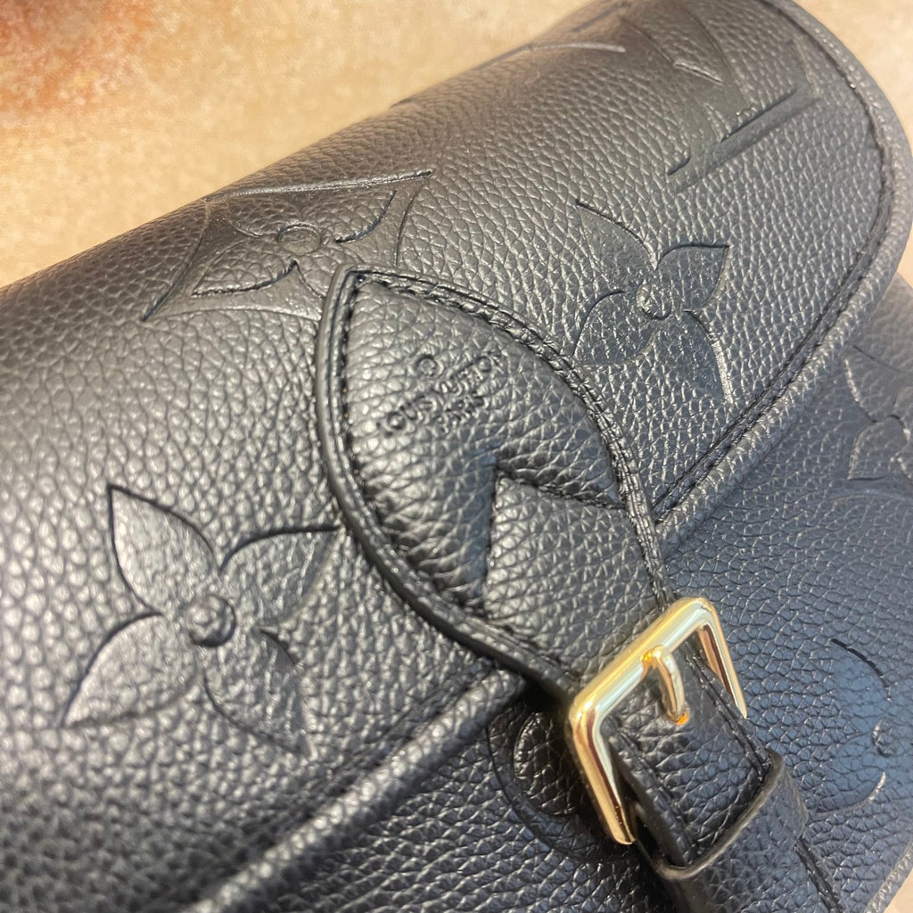 B12X73E28 Popular leather bag 