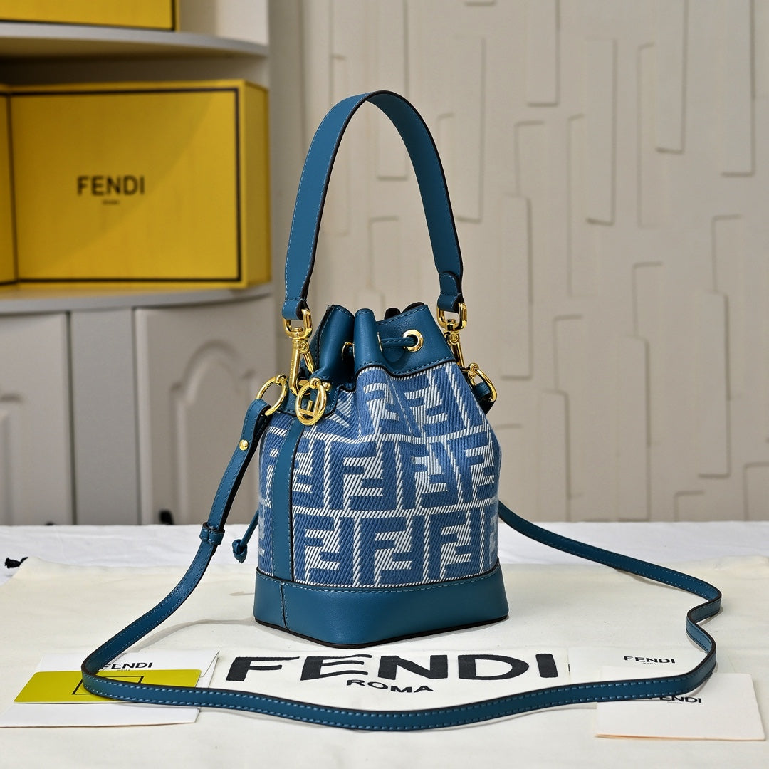 B1R15F11 Popular   bag
