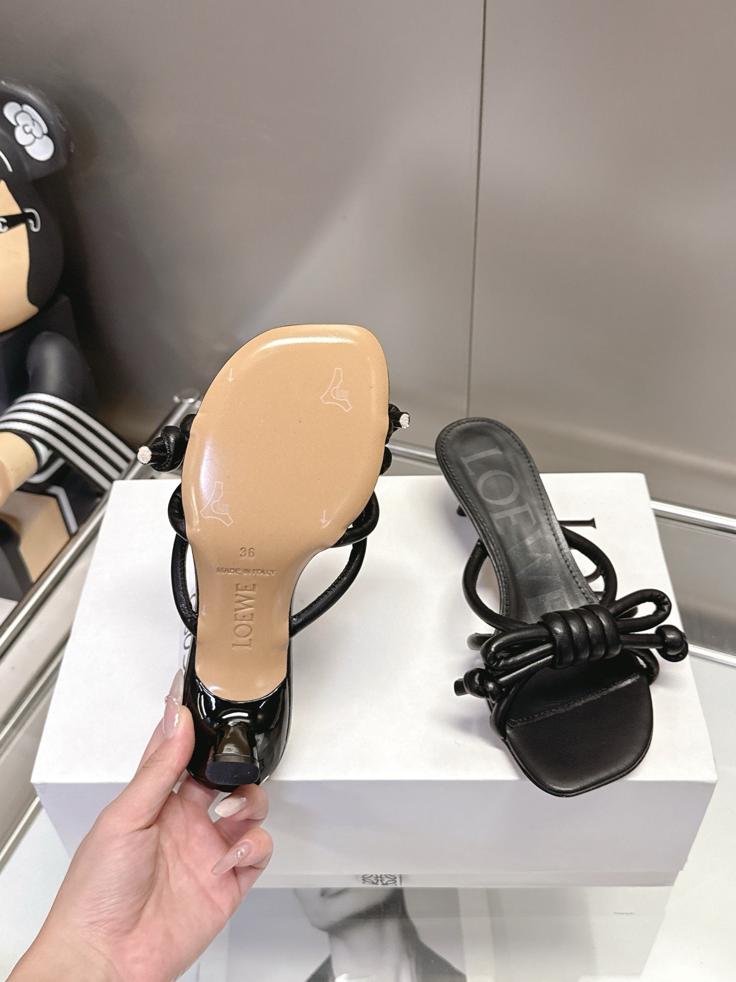 Z2X66A24 Popular high-quality leather Shoes