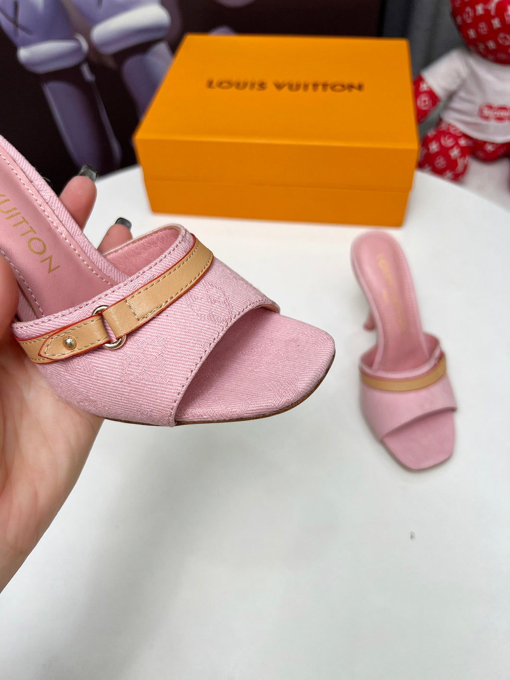 Z2R45E25  Popular high-quality shoes