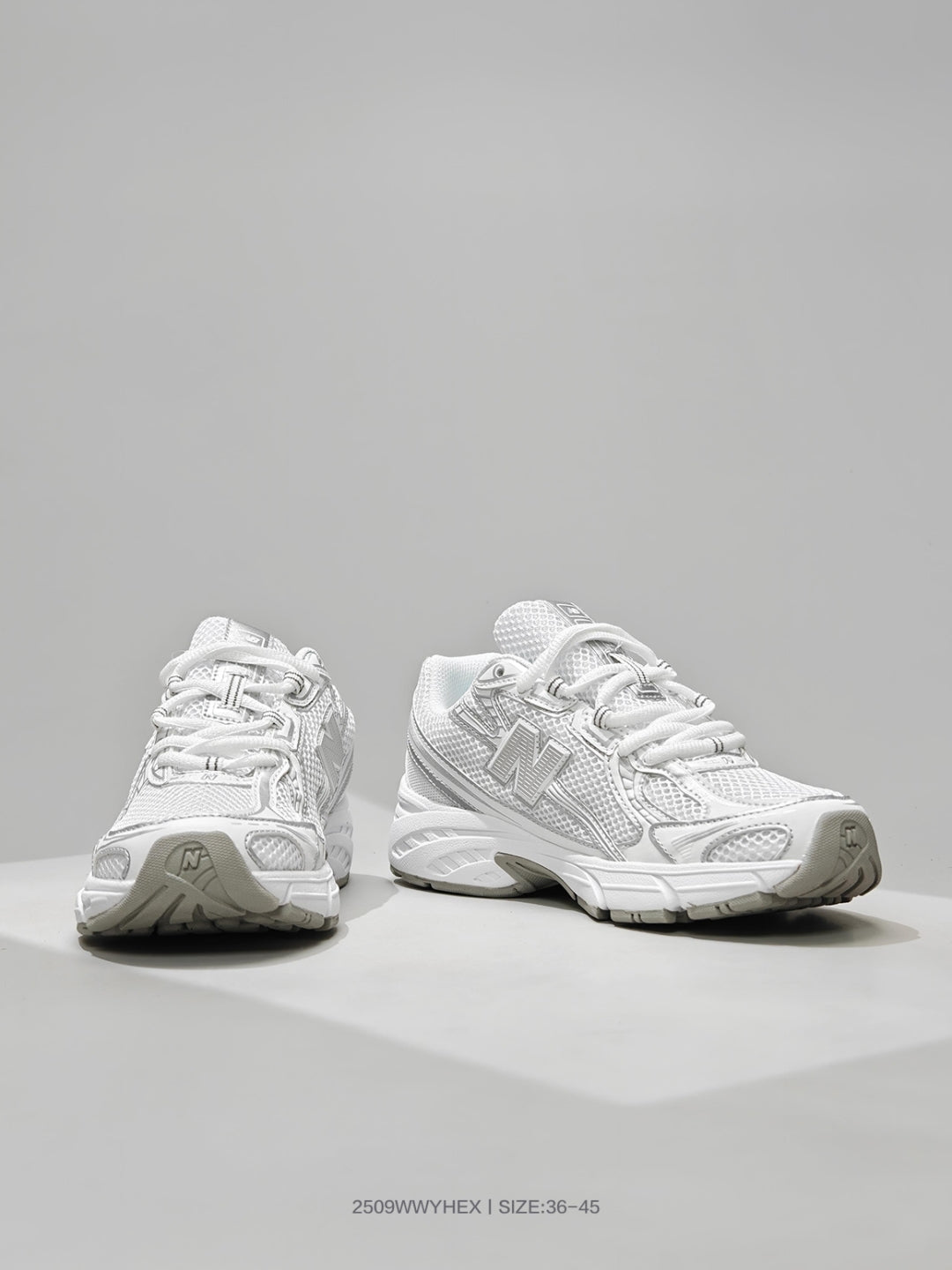 Z4Q95A24  Popular  shoes