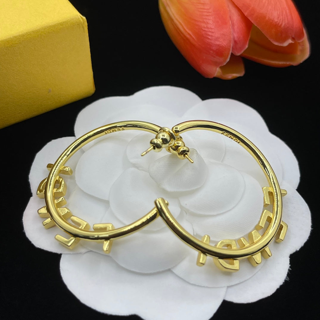 X1Z94F643E Popular Earrings