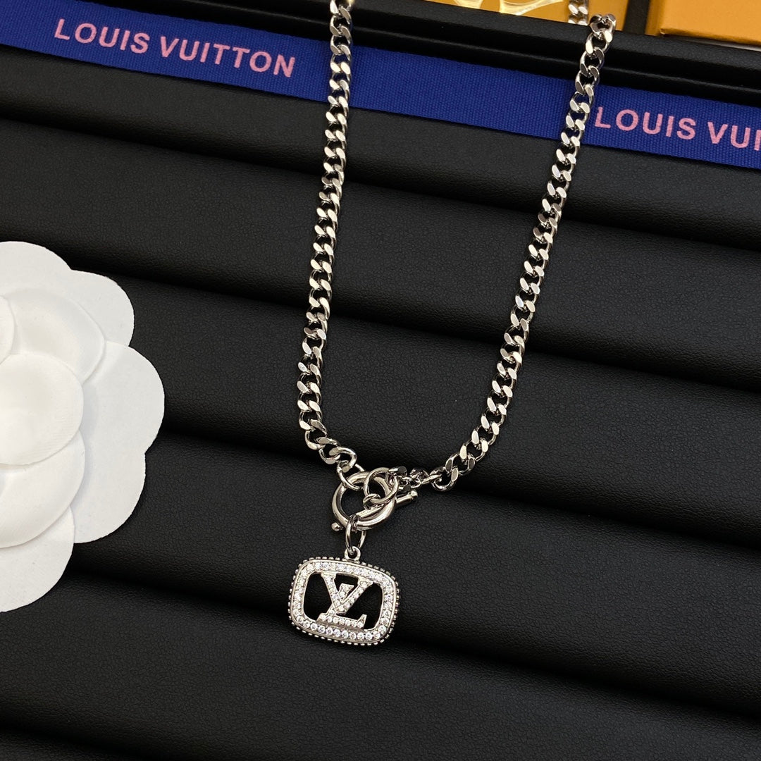 X1N83E251X  Popular   Necklaces  Bracelets Earrings