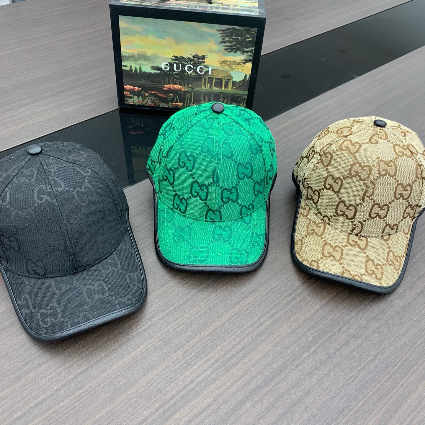 M1Z25B521 Popular hats