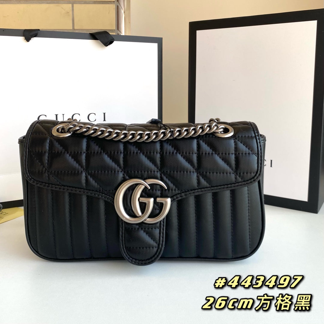 B1P36B67 Popular leather bag