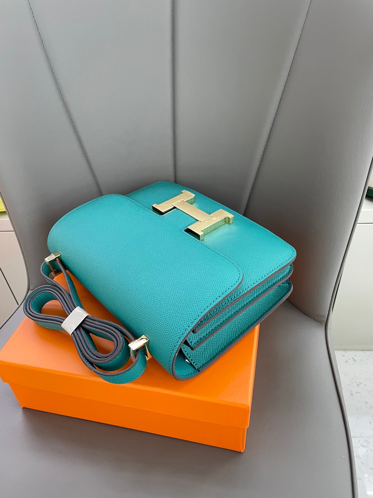 B1N55H66 Popular   leather bag