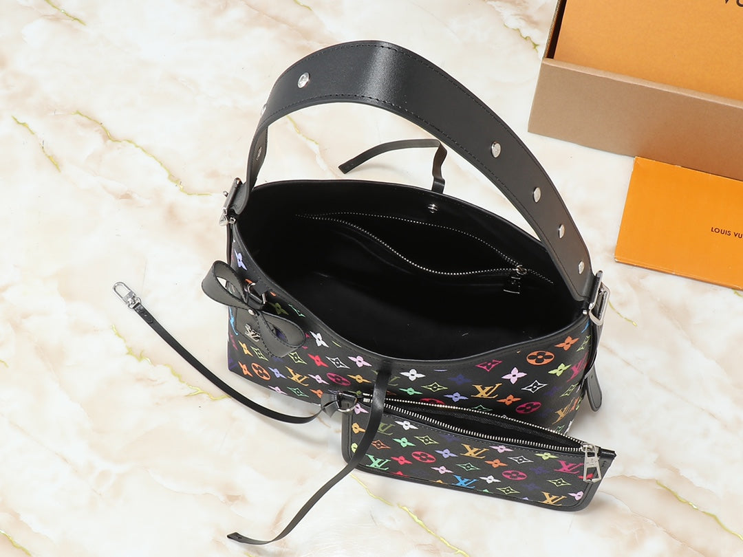 B1W15E63 Popular   leather bag