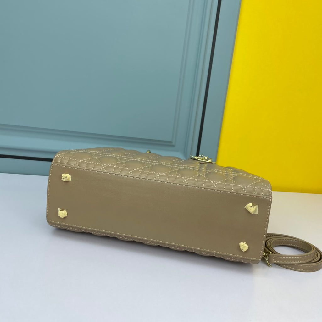 B1X43D54 Popular   leather bag  (32CM)
