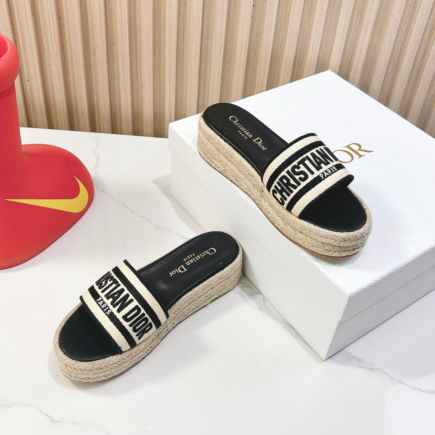 Z2Z85D22  Popular leather Shoes