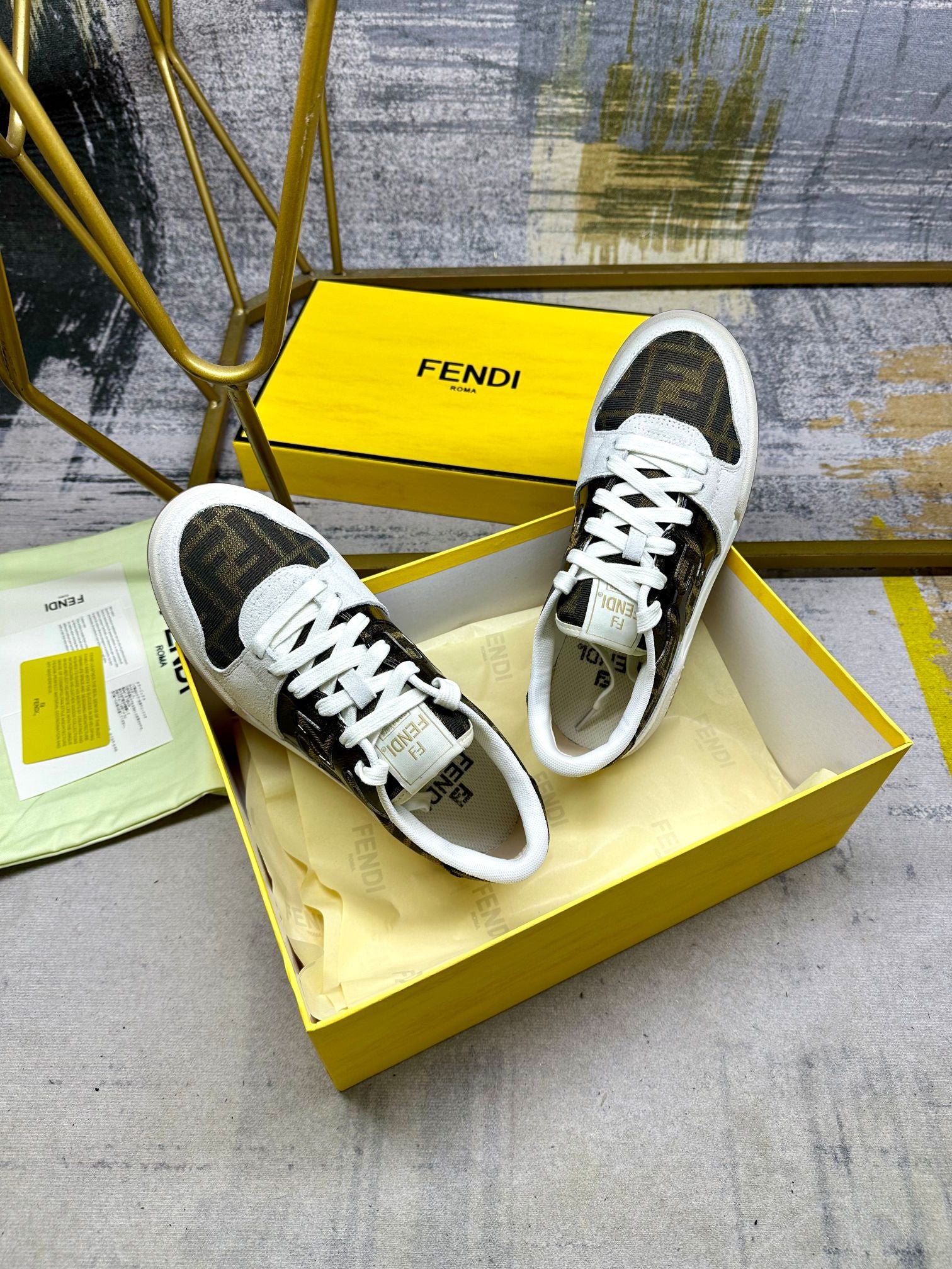Z2N95F13  Popular high quality shoes