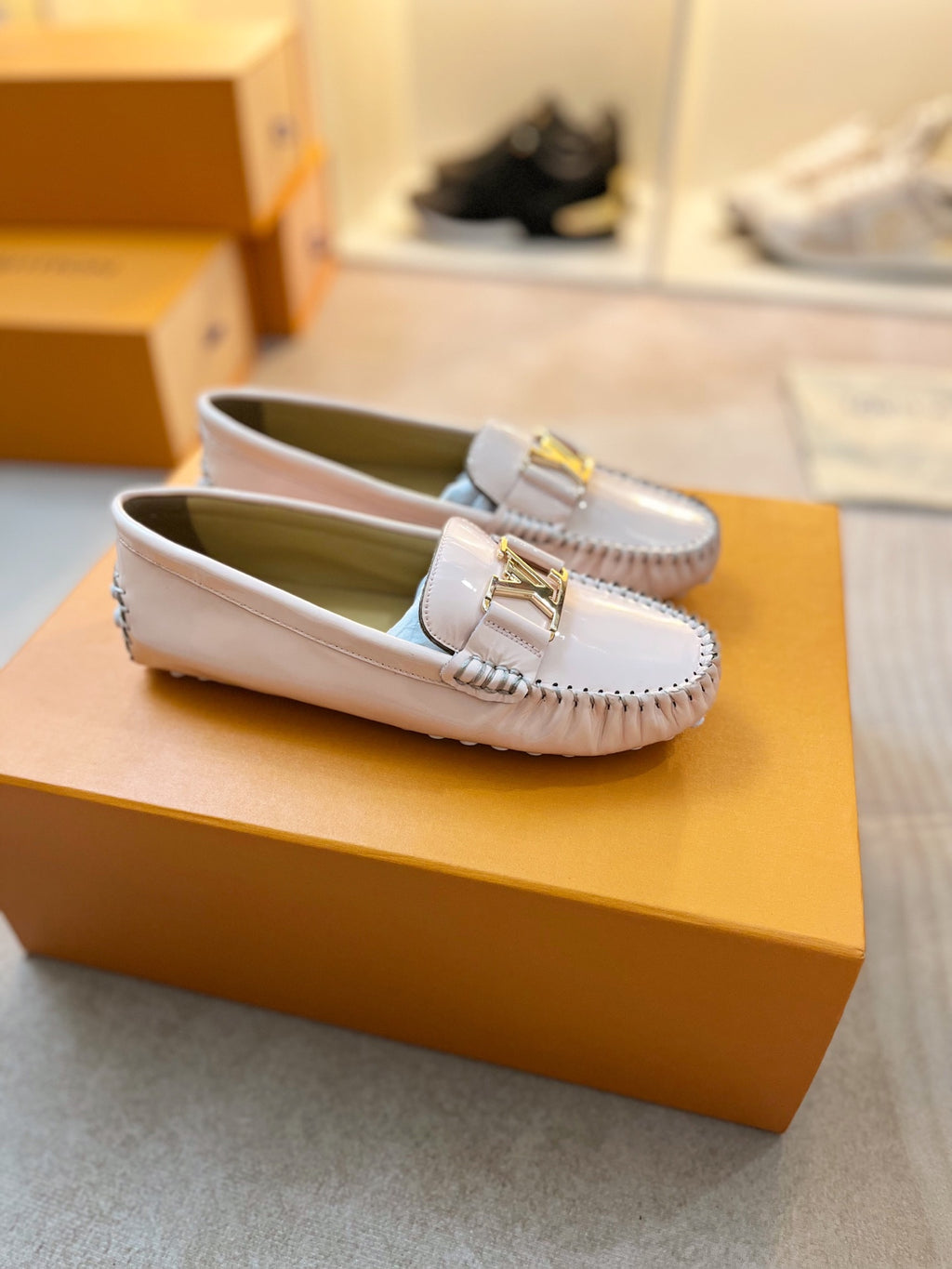 Z2Q95E98 Popular high-quality leather shoes