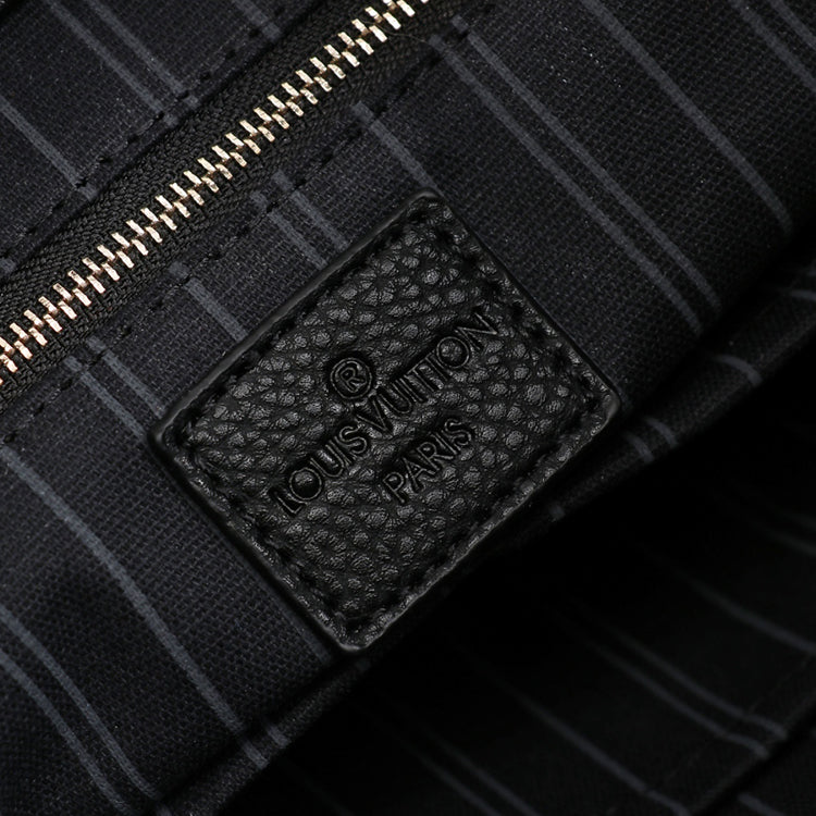 B1X31E23 Popular  leather bag 