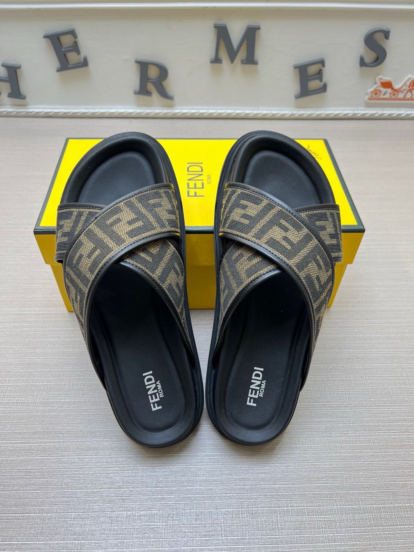 Z5LF224 Popular Slippers