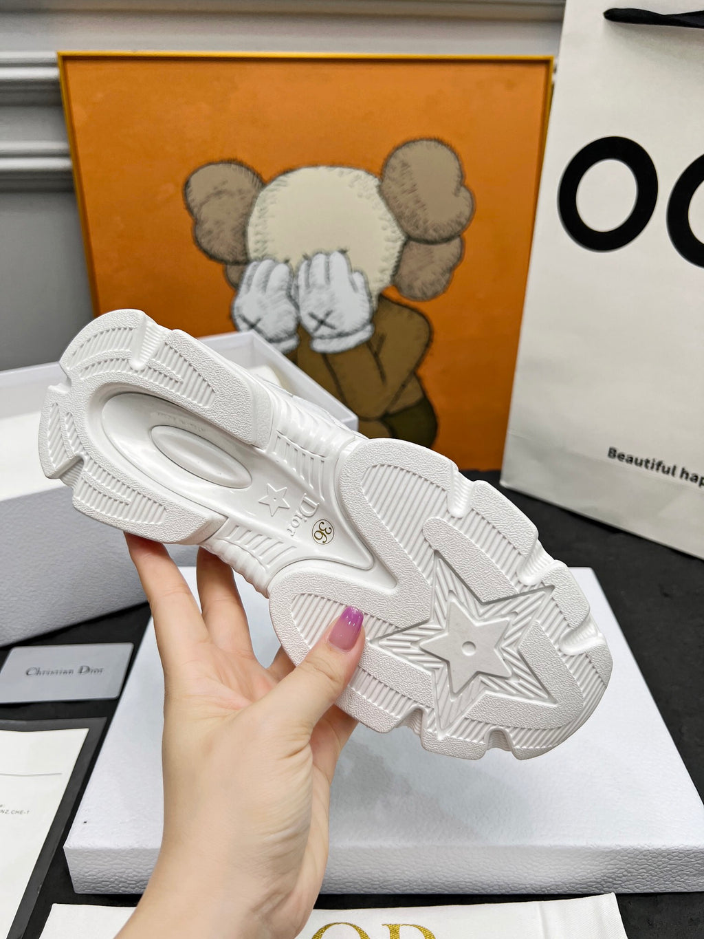 Z2Q105D311 Popular high-quality Shoes