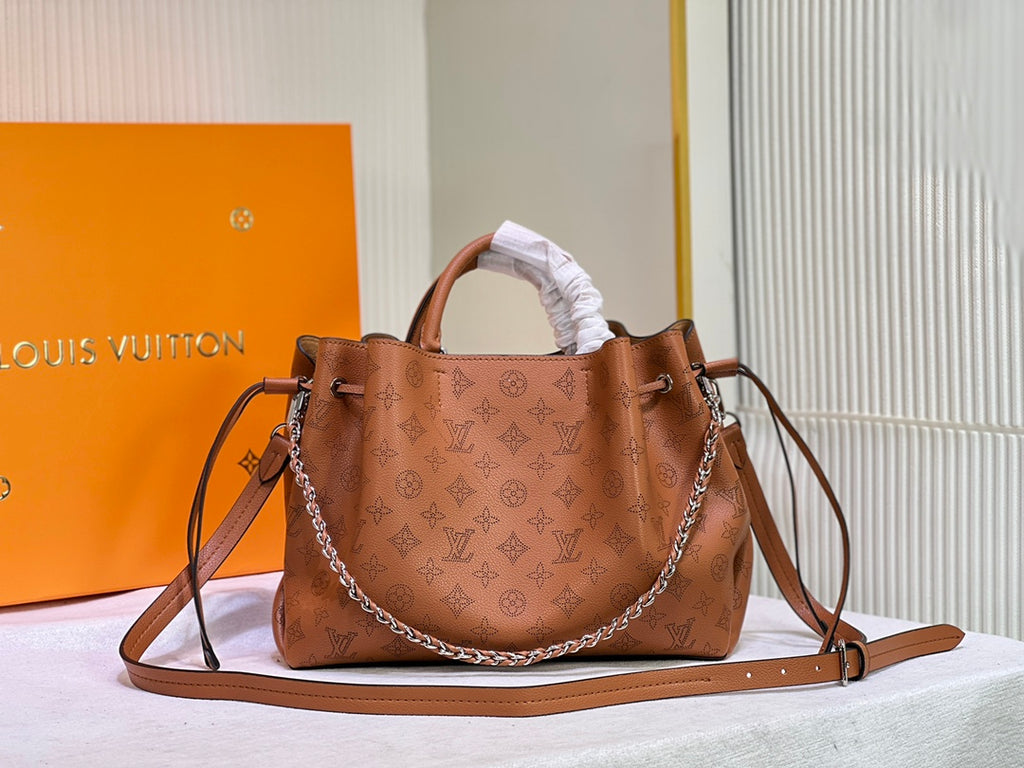 B1N55E39 Popular  leather bag