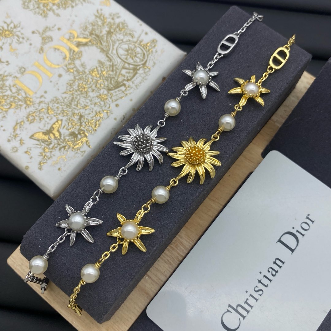 X1N65D10X  Popular Bracelets