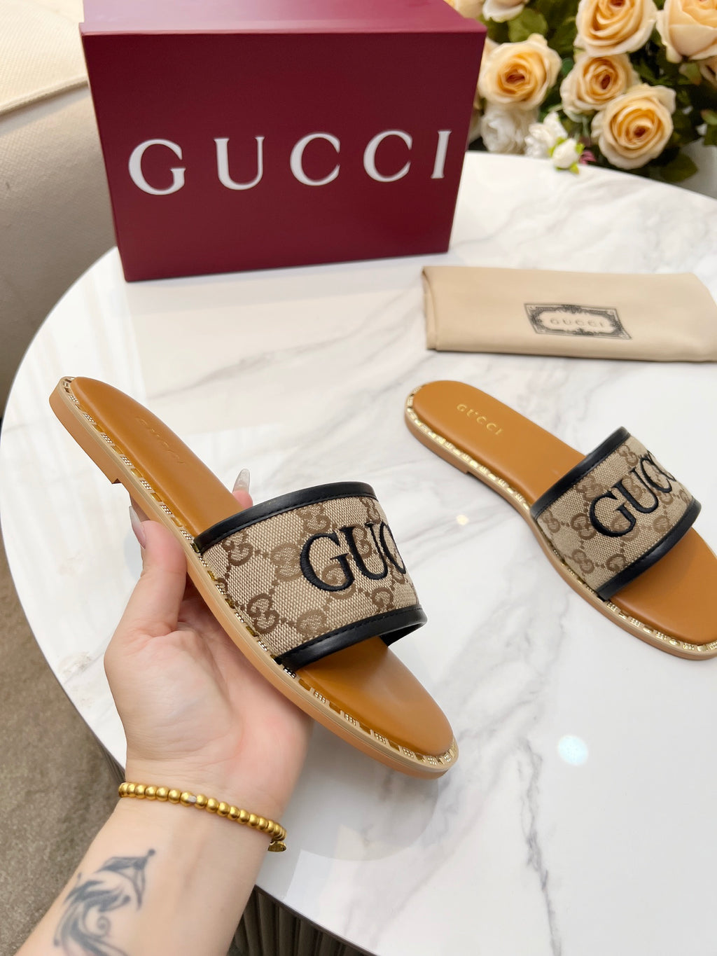 Z2Q55B29 Popular high-quality  Shoes