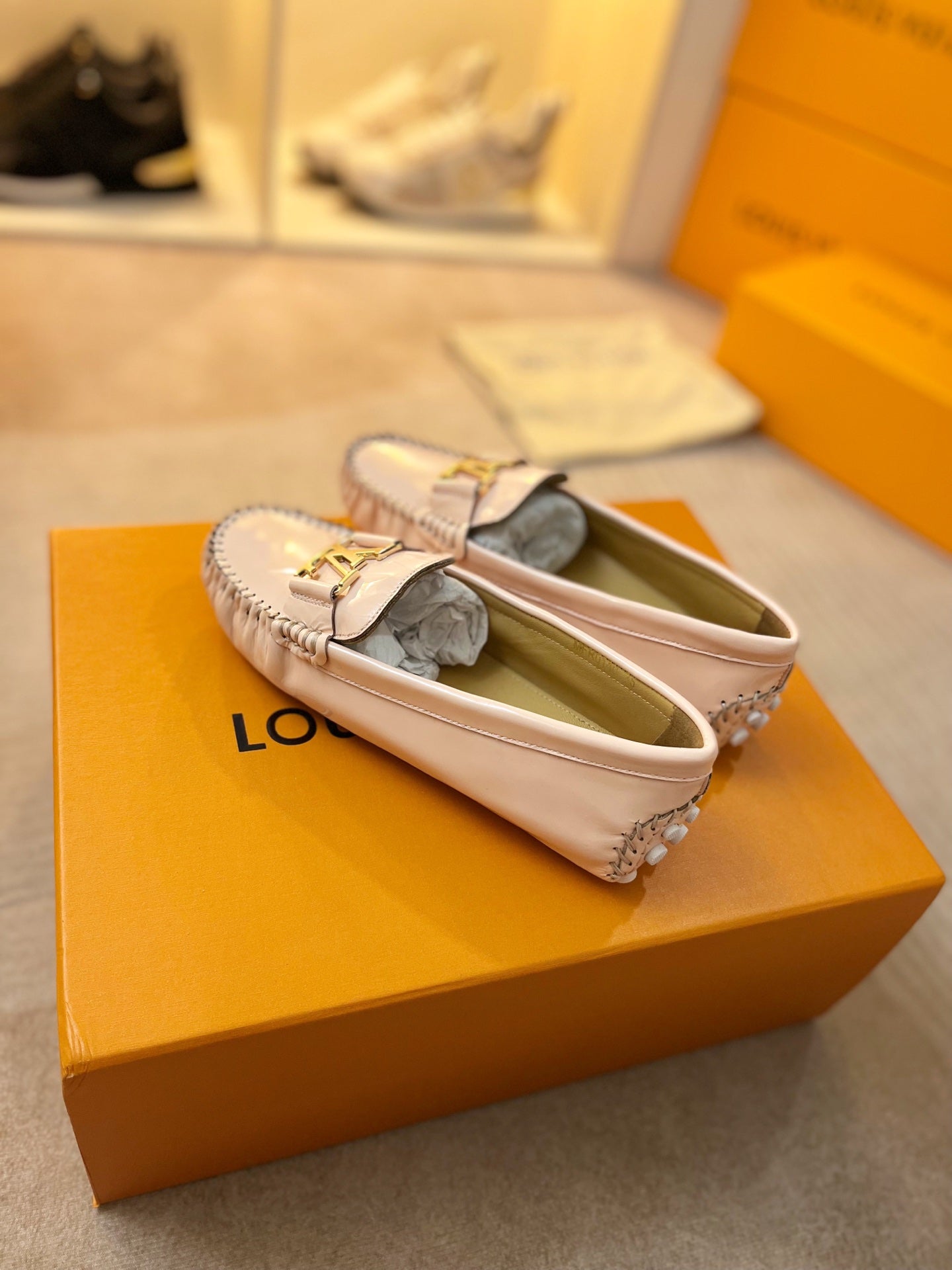 Z2Q95E98 Popular high-quality leather shoes