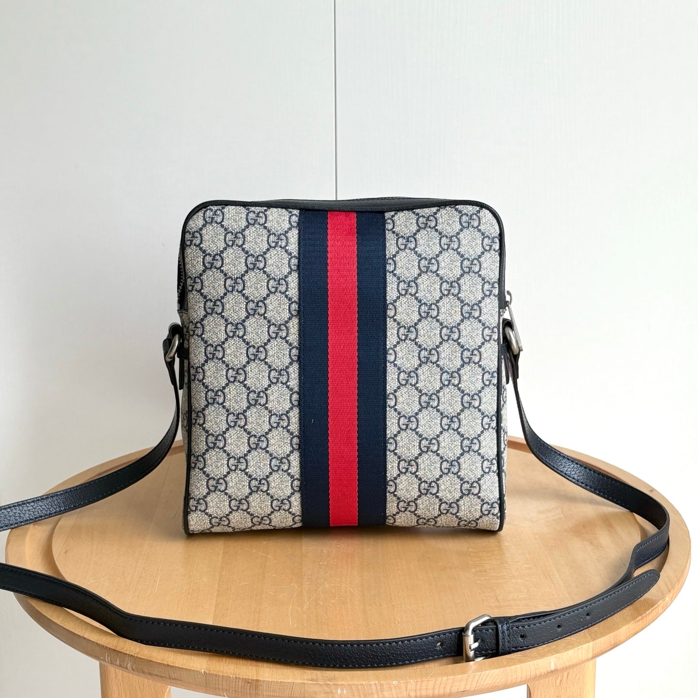 B1R15B43  Popular bag