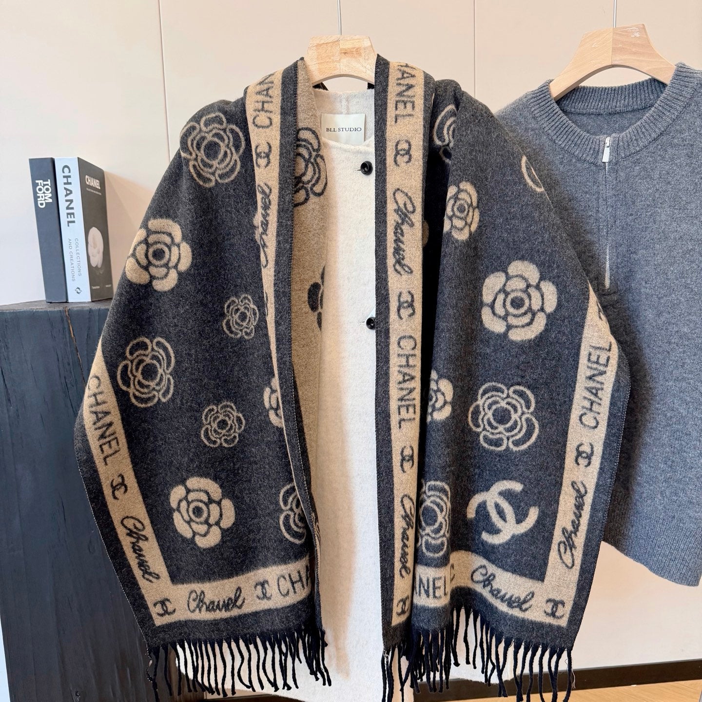 W1R86C21 Popular Winter Scarves