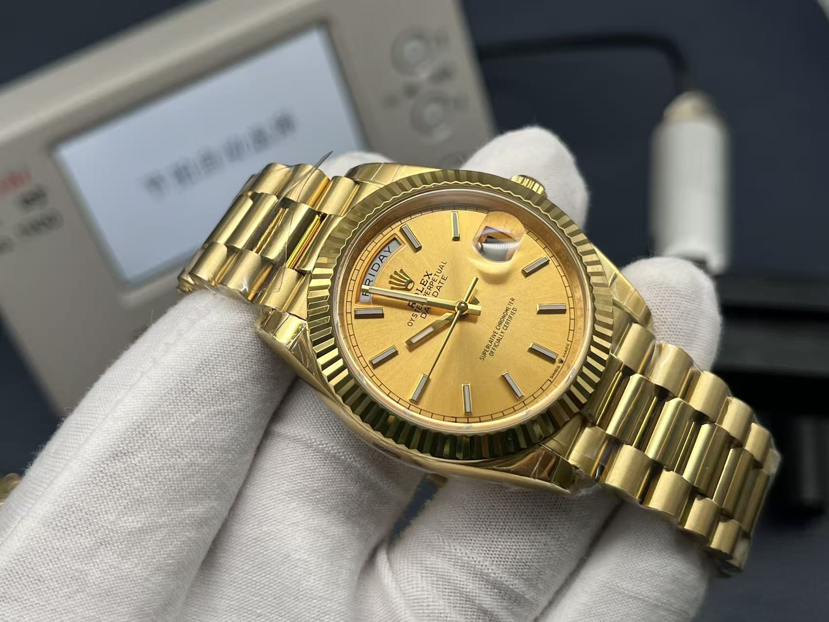 L1R36L12 Popular Watches