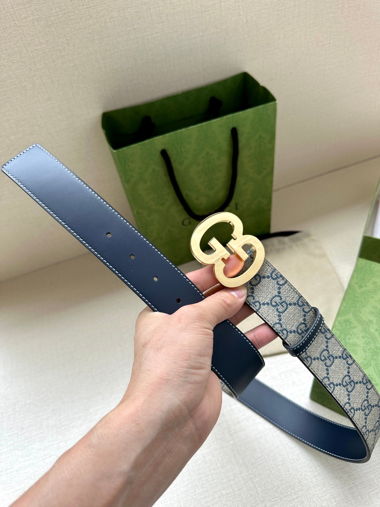 P1R55B210 Popular  High quality belt With full package