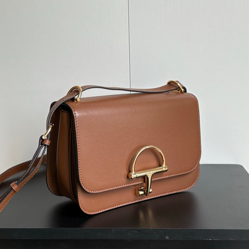 B1P36B110 Popular leather bag
