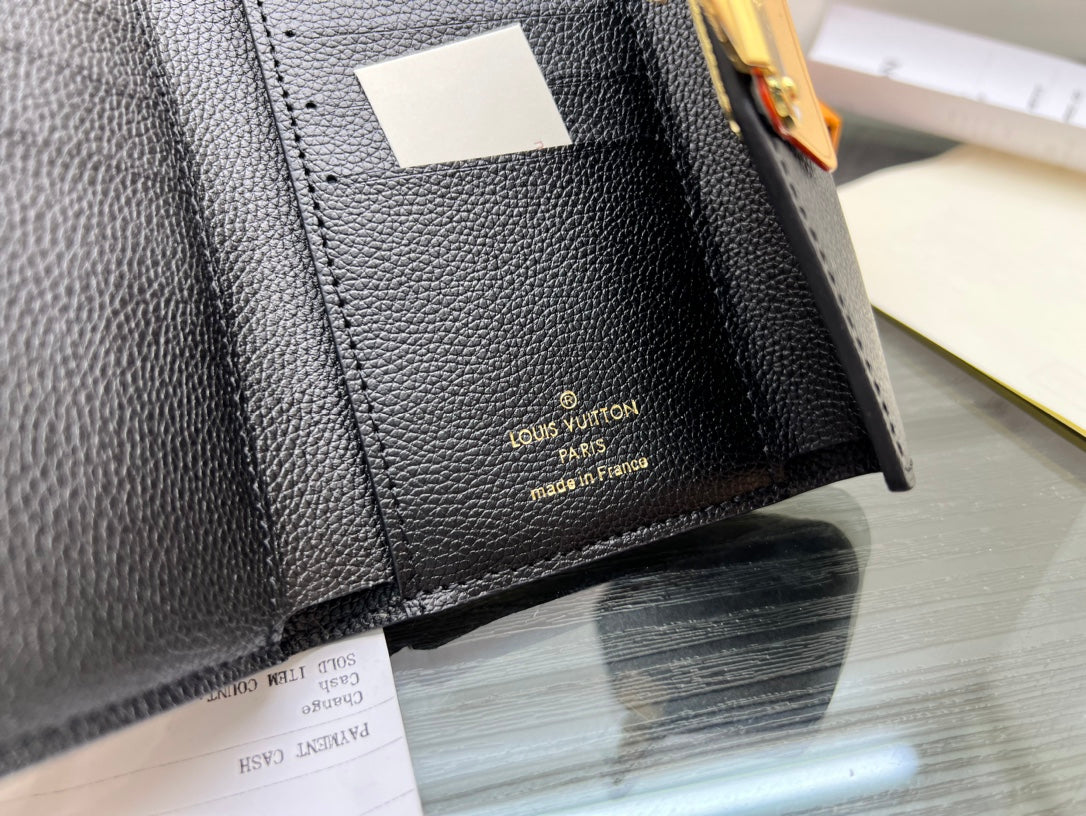 B1N55E43 Popular  leather wallets