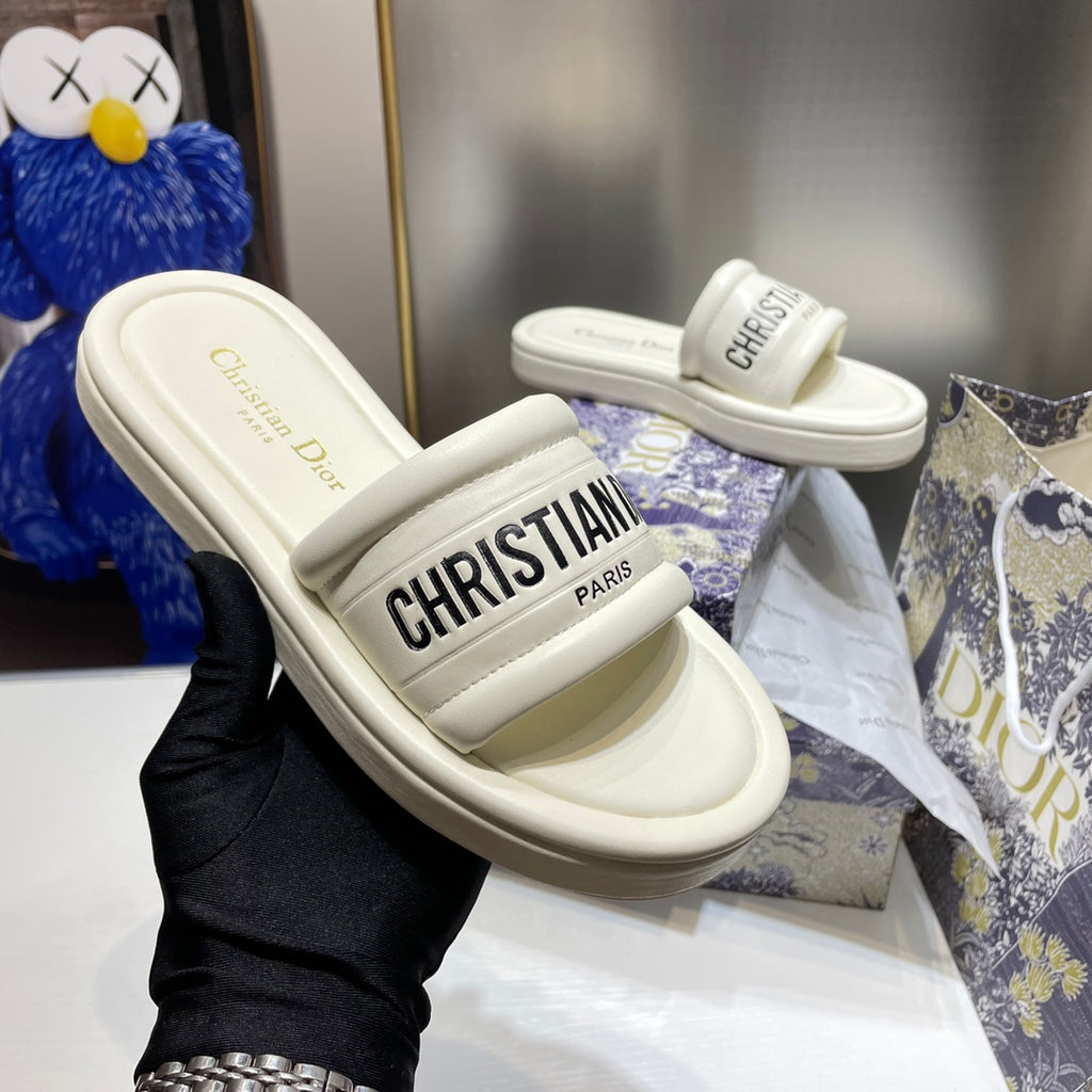 Z1Z54D76 Popular slippers