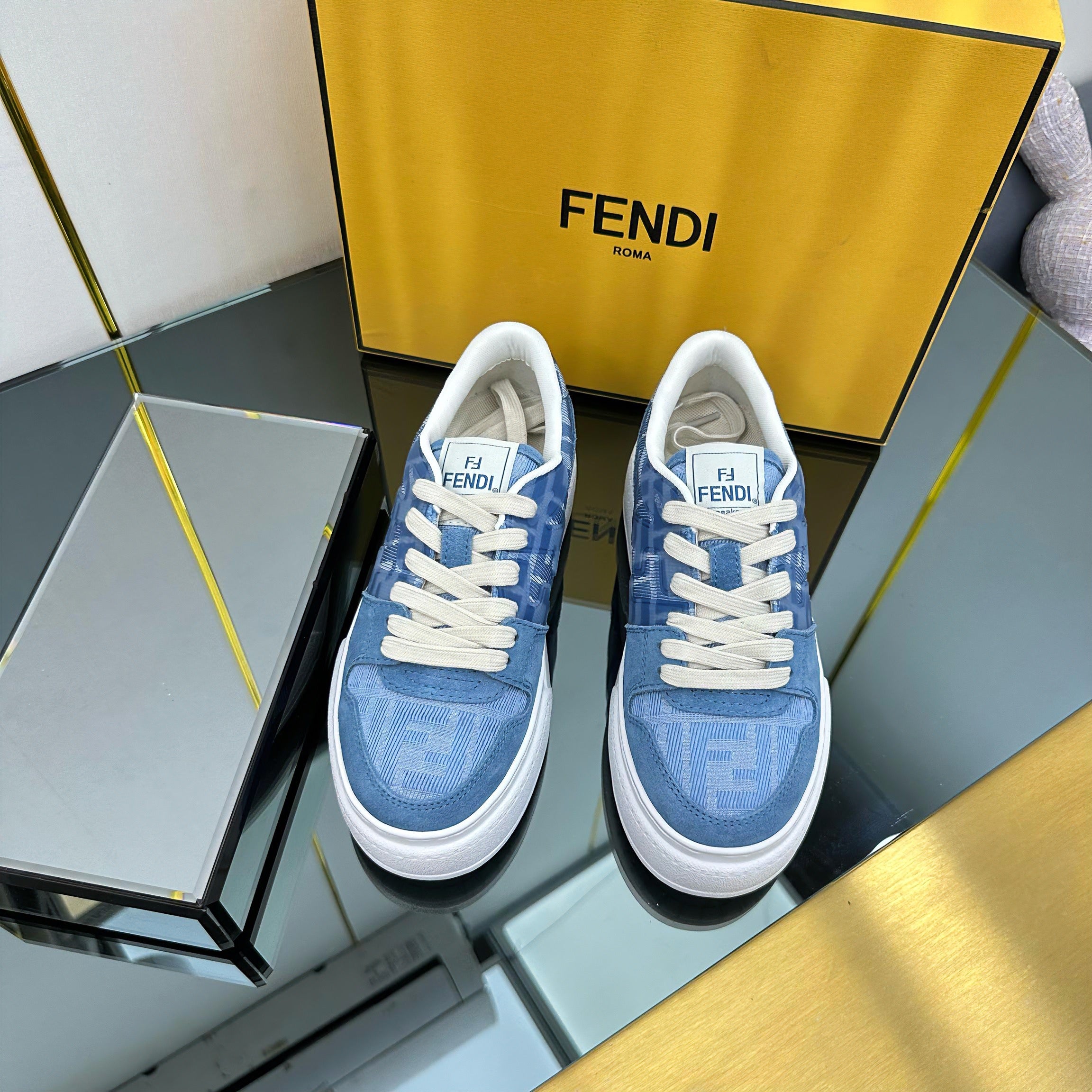 Z2Q105F418 Popular high-quality Shoes
