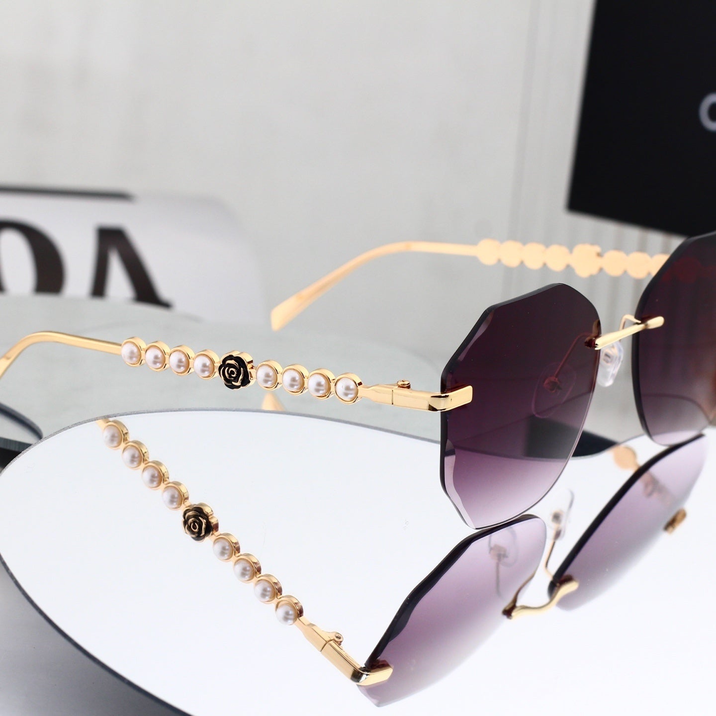 T1P56C40 Popular Sunglasses