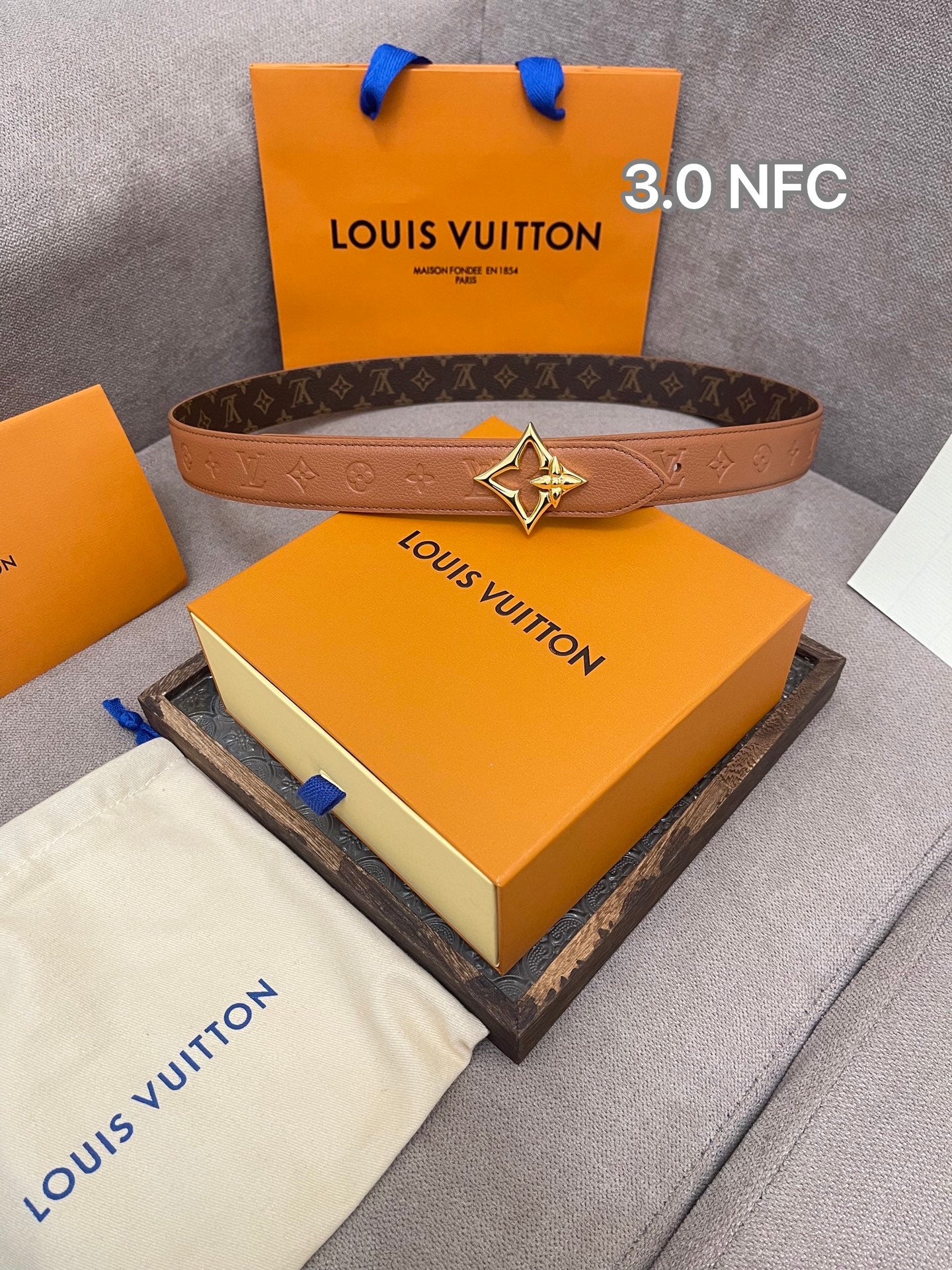 P2R55E10 Popular   High quality belt With full package