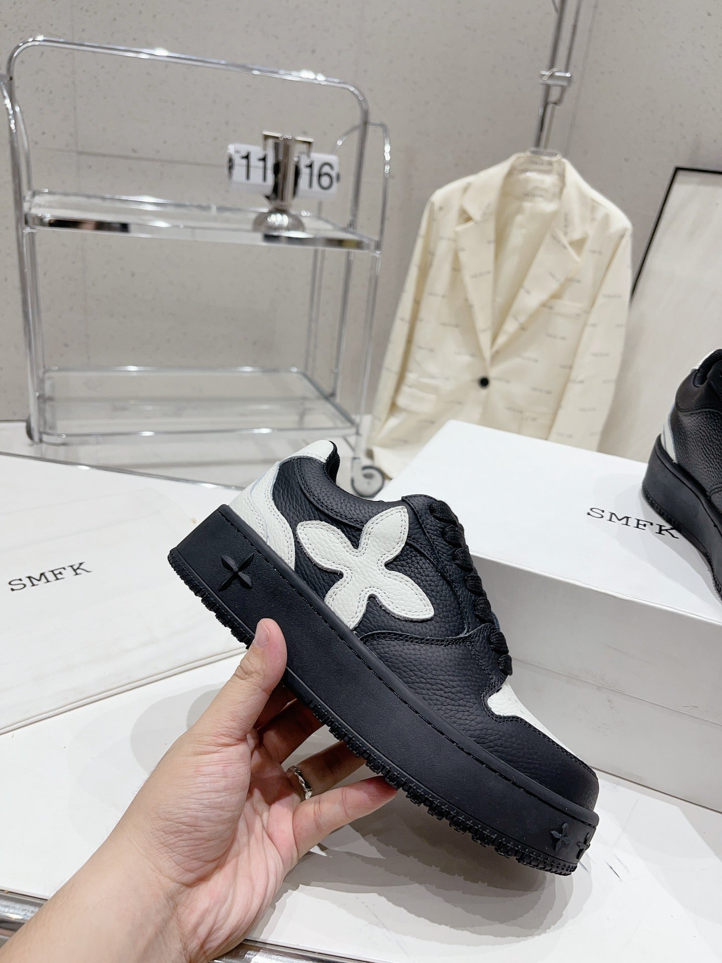 Z1Q105A345 Popular  Shoes