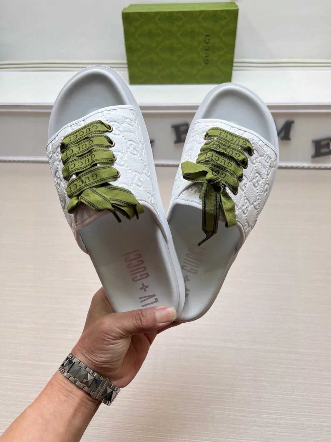 Z5WB242 Popular Slippers