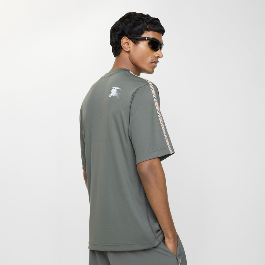 U1R86R7 Popular T-shirts