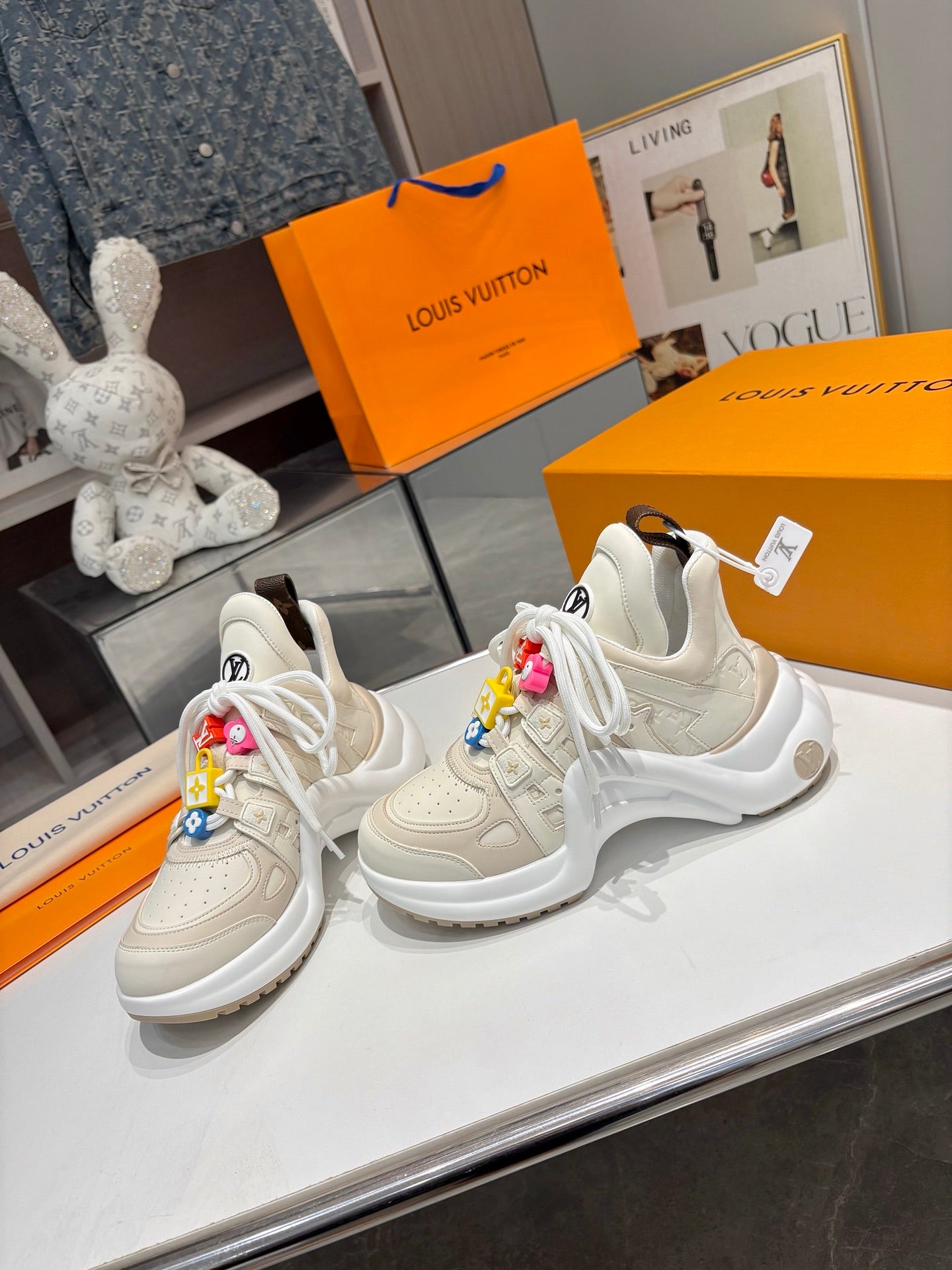 Z2Q105E437  Popular high-quality Shoes