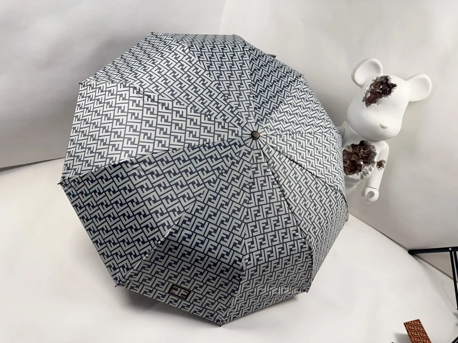 J1R85F99 Popular UV resistant umbrella