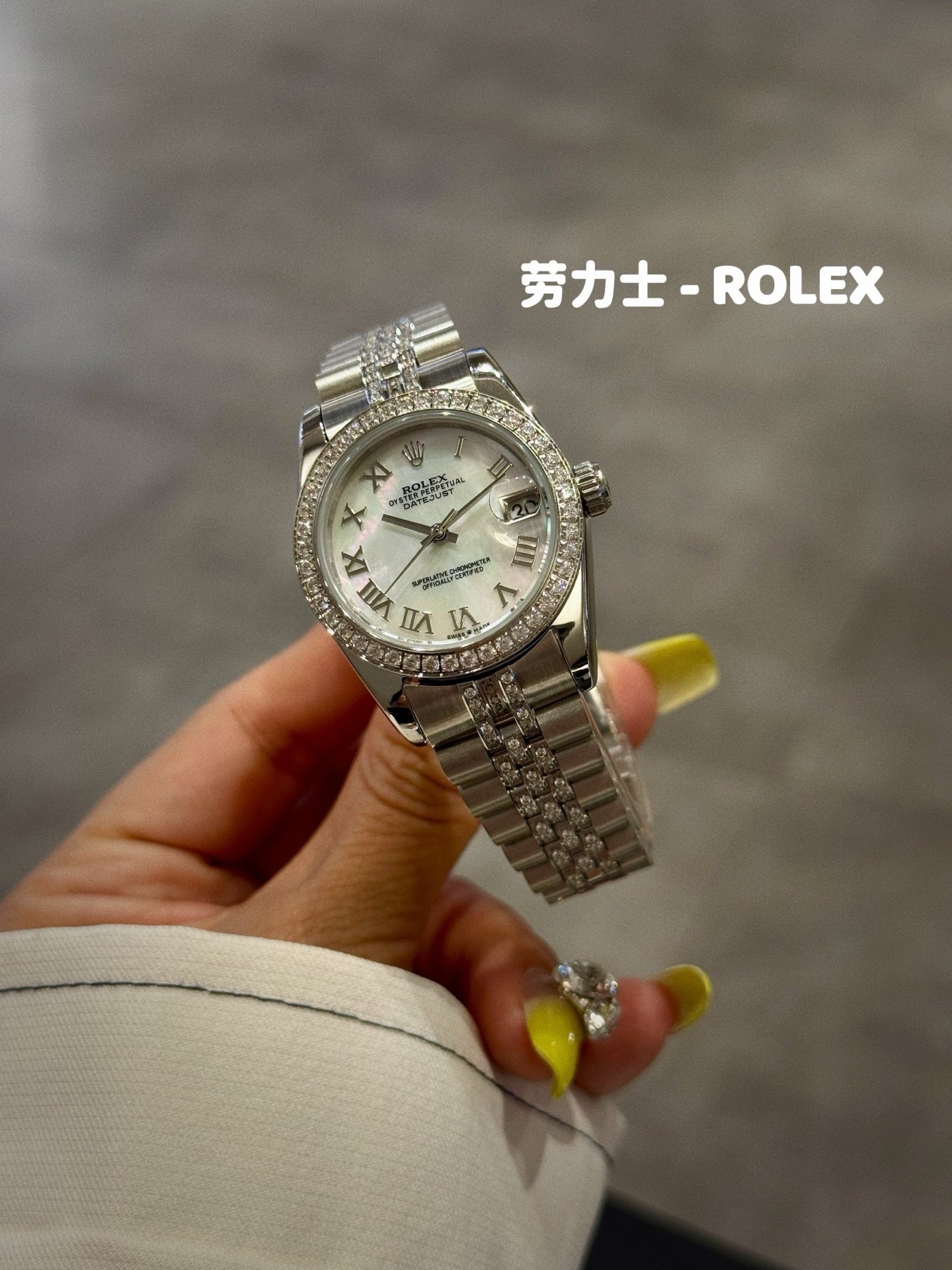L1R36L17 Popular Watches