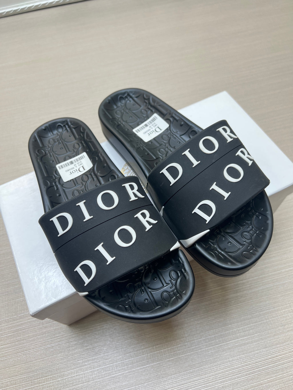 Z5Z35D275 Popular Slippers